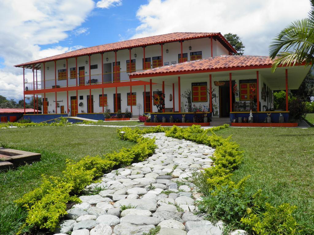 Finca Hotel La Rivera Calarcá Exterior photo