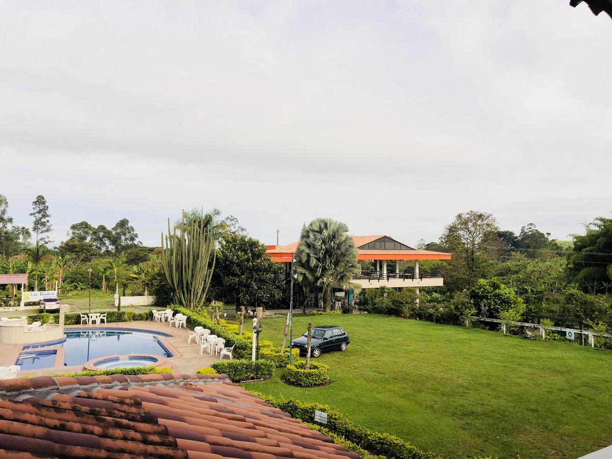 Finca Hotel La Rivera Calarcá Exterior photo